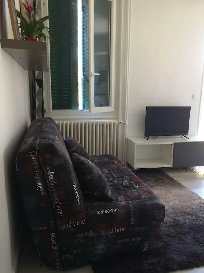Appartement Studio Bassens à Bassens  Bassens (Savoie)